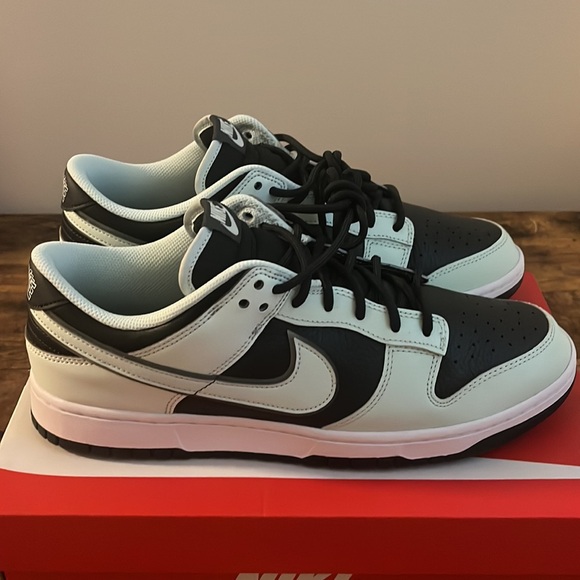 NIKE DUNK LOW RETRO PRM
DK SMOKE GREY/BARELY GREEN - Picture 3 of 10